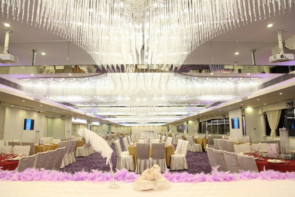 Choi-Fook-Royal-Banquet-(Windsor-House)-wedding-01.jpg